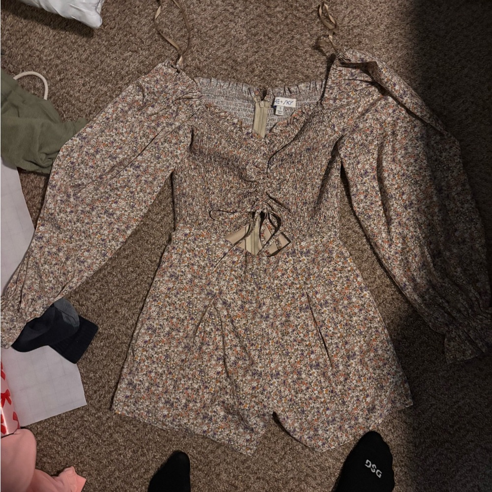 She + Sky Floral Tie-Front Blouse in Cream and Brown